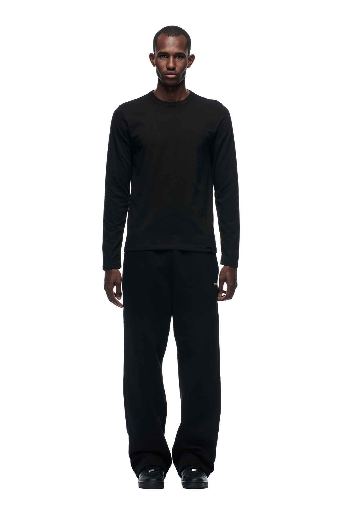 CLEAN LONGSLEEVE BLACK
